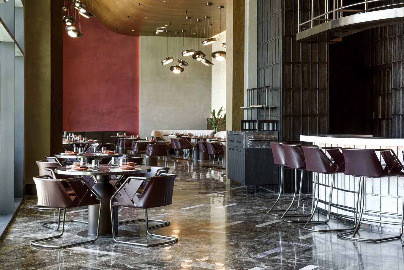 Ресторан El Tapeo Regnum The Crown